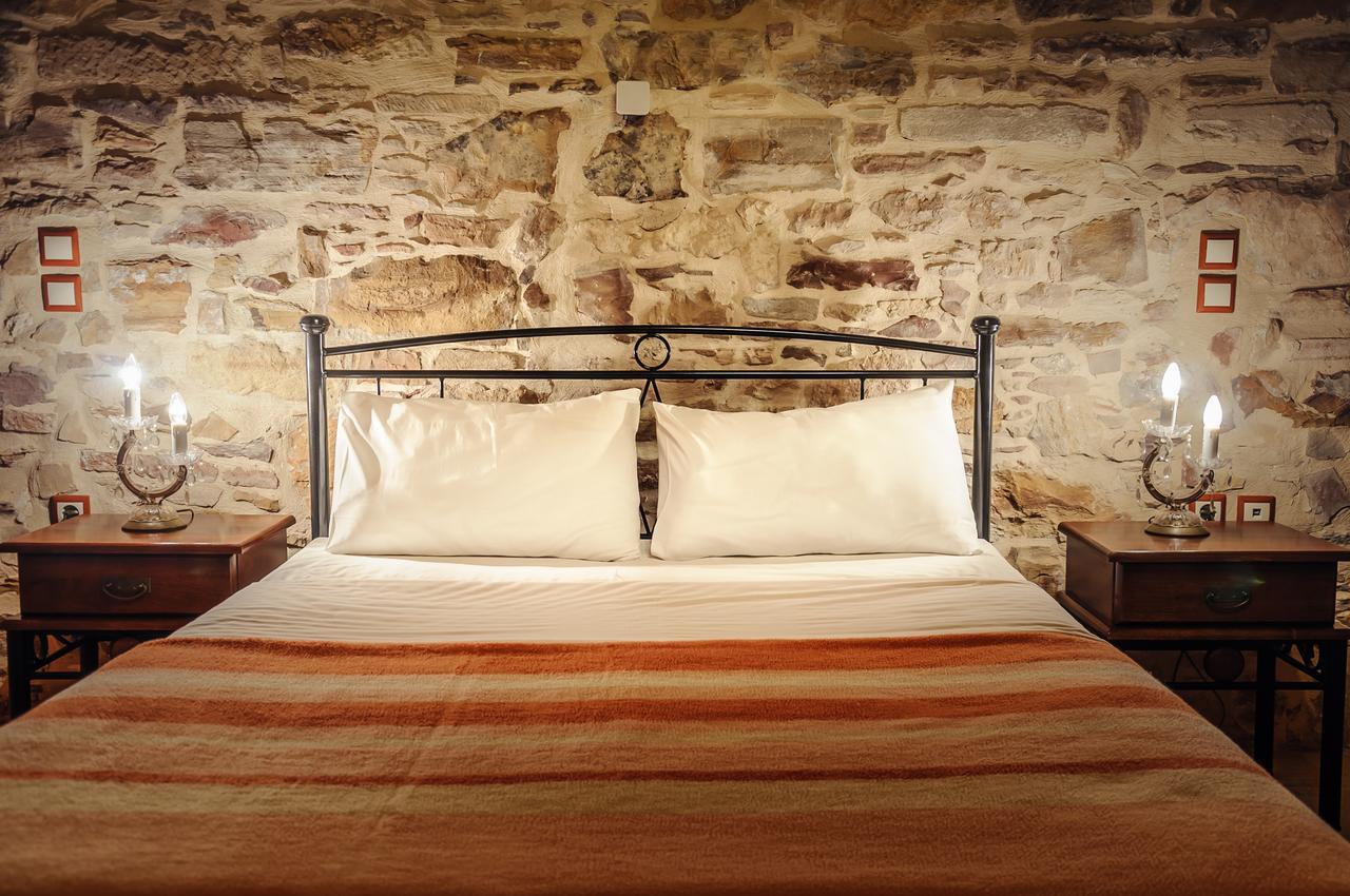 Mouzaliko Guesthouse Mansion Kampochora  エクステリア 写真